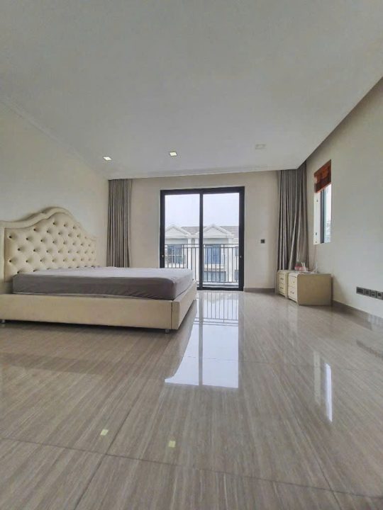 [BÁN] BIỆT THỰ PHỐ VƯỜN NINE SOUTH ESTATES –  | HOÀN THIỆN 4PN, SỔ HỒNG RIÊNG