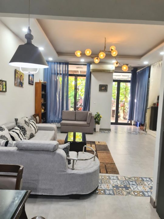 BÁN NHÀ PHỐ LAVILA  – FULL NỘI THẤT –  DT: 6 X 17.6 M ( 105.6 M2 ) – 14,6 TỶ