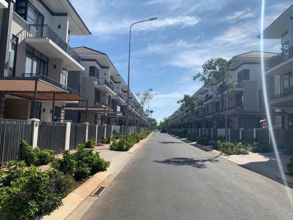 💰 HÀNG HIẾM LAVILA ĐƯỜNG SỐ 5 – FULL NỘI THẤT, GIÁ TỐT KHÓ TÌM
