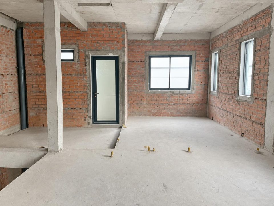 BÁN NHÀ  NINE SOUTH  – DT: 7 X 17.5 M – 122,5M² – GIÁ 18,5 TỶ