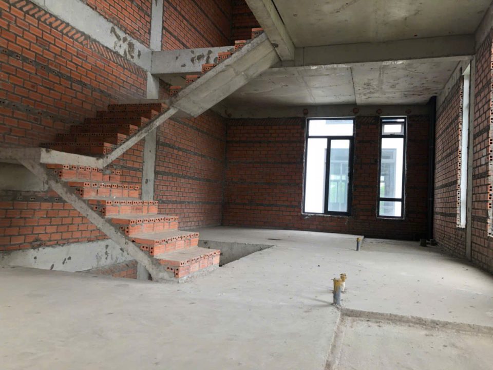 BÁN NHÀ LAVILA KIẾN Á – ĐƯỜNG SỐ 1 TRỤC CHÍNH – ĐƯỜNG RỘNG 30M