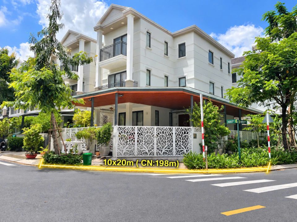 BÁN BIỆT THỰ NINE SOUTH CĂN GÓC VIEW HỒ SIÊU MÁT – DIỆN TÍCH 10x20m GIÁ 30 TỶ
