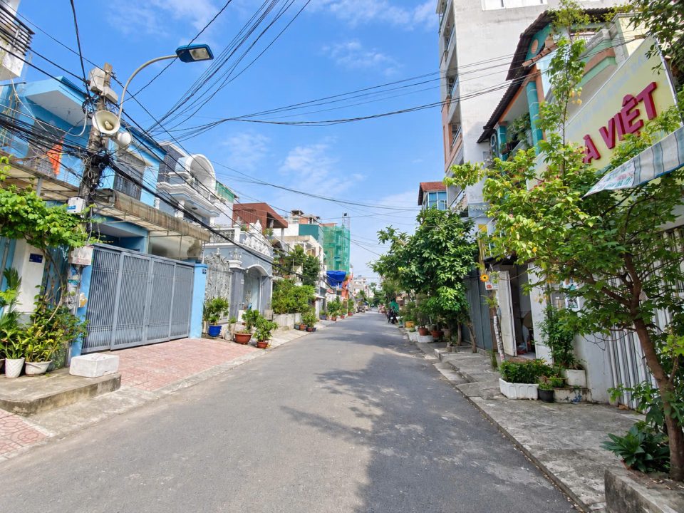 BÁN NHÀ MT FULL NỘI THẤT ĐƯỜNG SỐ 51 TÂN QUY QUẬN 7 – DT 4x20m