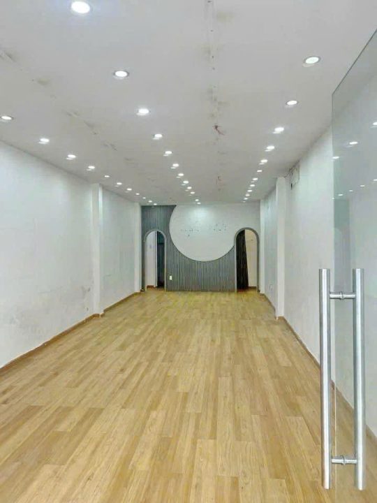 BÁN NHÀ MT NGUYỄN THỊ THẬP – GẦN LOTTE MART – VỊ TRÍ KINH DOANH SẦM UẤT