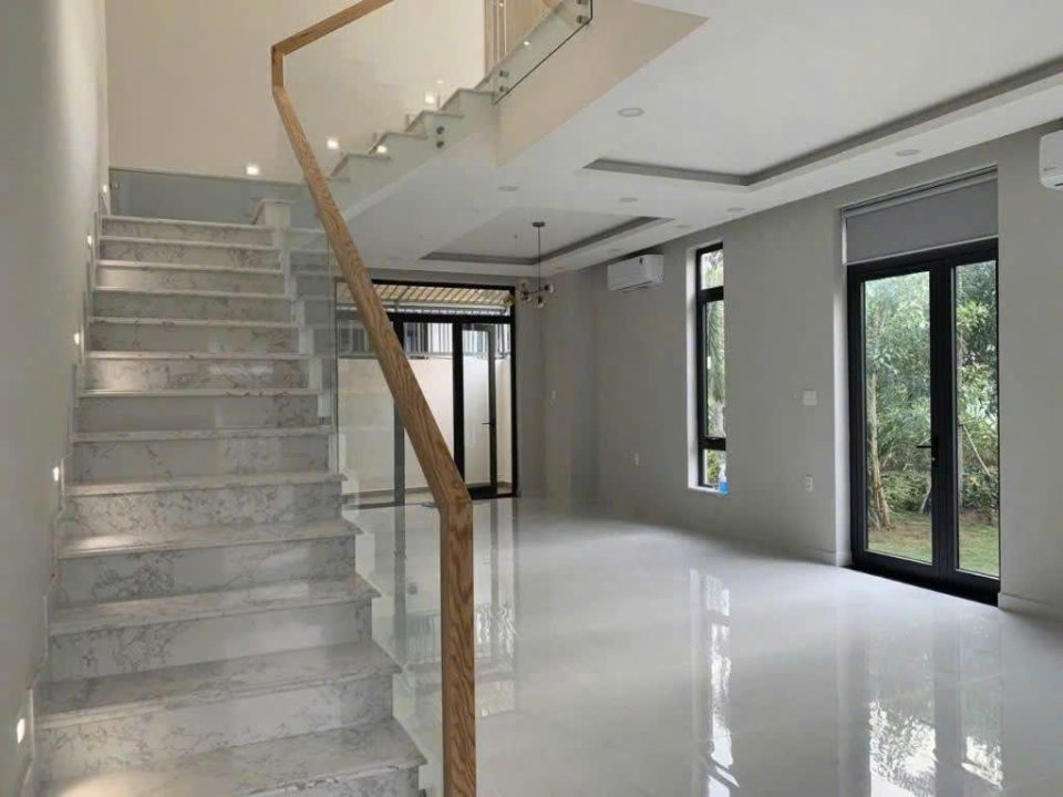 🏡🏡🏡BÁN NHÀ FULL NỘI THẤT LAVILA – SHOPHOUSE ĐƯỜNG SỐ 1 – VỊ TRÍ ĐẸP, THUẬN TIỆN KINH DOANH