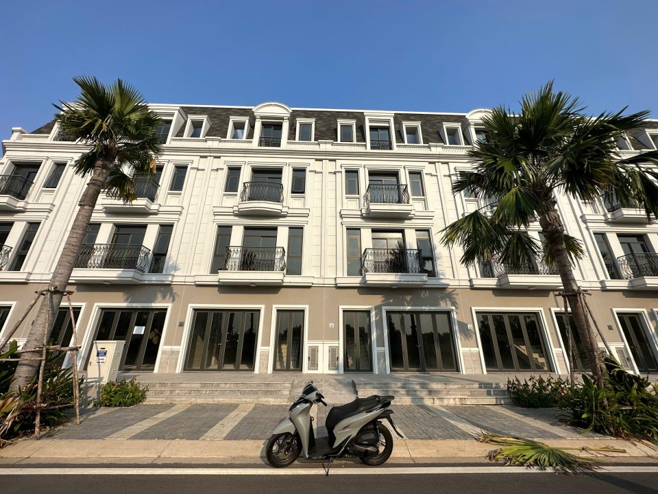 CHÍNH CHỦ CẦN BÁN SHOPHOUSE KHU DÂN CƯ AMELIE – PHÚ MỸ HƯNG – NHÀ BÈ