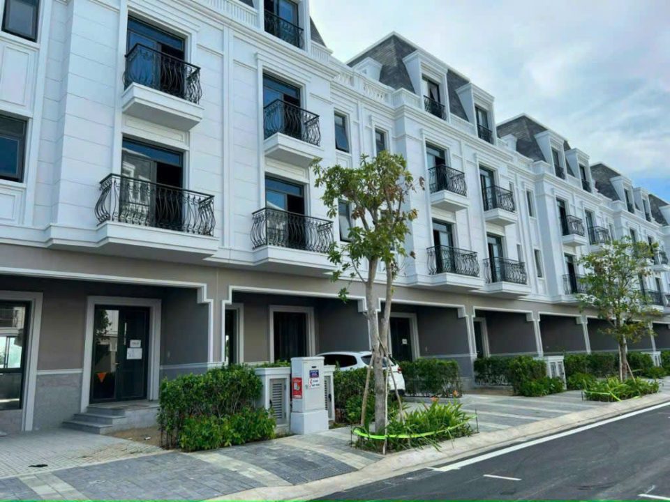 🔥 BÁN SHOPHOUSE AMELIE PHÚ MỸ HƯNG – 120M² | TRỆT 3 LẦU | GIÁ 15,5 TỶ 🔥  Amelie Phú Mỹ Hưng – Nhà Bè