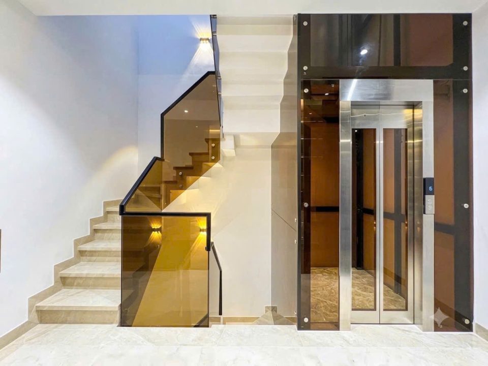 NHÀ ĐẸP FULL NỘI THẤT CÔNG ÍCH Q4 – ĐƯỜNG SỐ 2B – THANG MÁY – 80M²