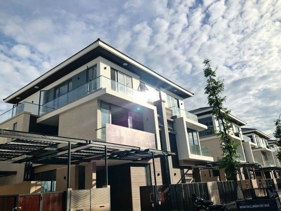 🔥 BÁN NHÀ THÔ LAVILA SHOPHOUSE ĐƯỜNG SỐ 1 – VỊ TRÍ ĐẸP, TỰ DO HOÀN THIỆN