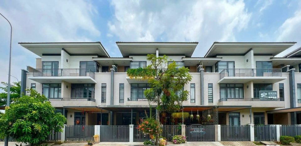 LAVILA GĐ2 – NHÀ PHỐ ĐẸP 5.5×17.6M, HOÀN THIỆN NỘI THẤT – CHỈ 14 TỶ