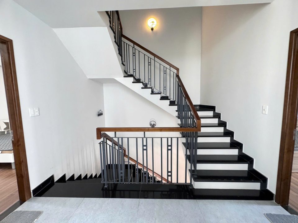 🔥 GIÁ CHỐT 16.5 TỶ – NHÀ FULL NỘI THẤT LAVILA – MT ĐƯỜNG 12M