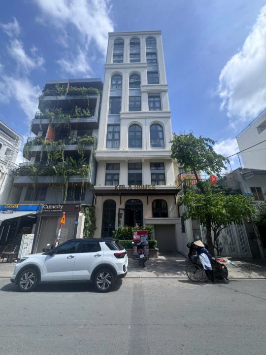 🏢 CĂN HỘ DỊCH VỤ 40 PHÒNG – QUY MÔ LỚN, CÓ THANG MÁY | LÝ PHỤC MAN – 60 TỶ