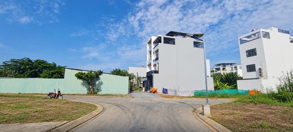BÁN NHÀ PHỐ TĐC PHÚ MỸ, 5×18 ( 90 M²), THANG MÁY, FULL NỘI THẤT – 16,5 TỶ