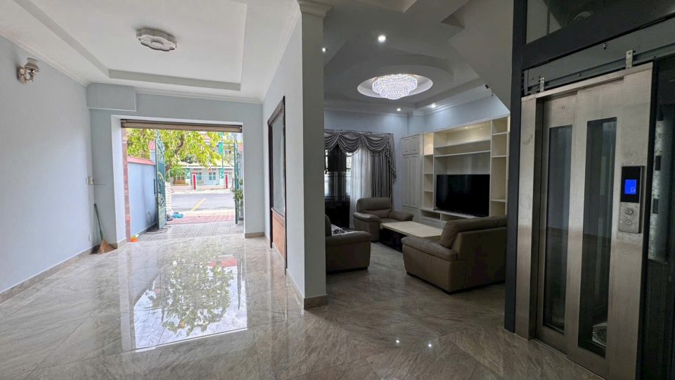 🔥 SIÊU PHẨM MẶT TIỀN PHÚ THUẬN – ĐƯỜNG LỚN 30M – CÓ THANG MÁY – 32 TỶ 🔥