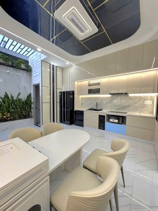 🔥 NHÀ ĐẸP HOÀN THIỆN CÓ THANG MÁY – MẶT TIỀN ĐƯỜNG LỚN – KHU DÂN CƯ YÊN TĨNH