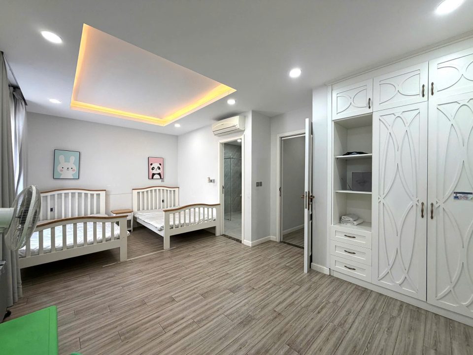 BÁN NHÀ HOÀN THIỆN FULL NỘI THẤT NINE SOUTH – ĐƯỜNG SỐ 17 GIÁ TỐT 18,5 TỶ