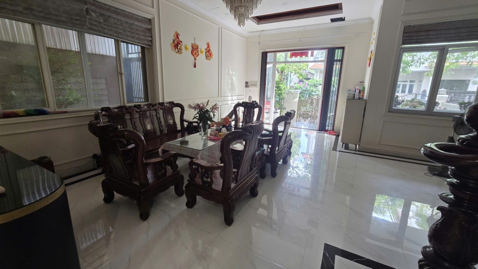 Biệt thự KDC Him Lam Quận 7 – DT 10x20m 200m2 Nhà Hoàn Thiện Full NT Giá 58 Tỷ